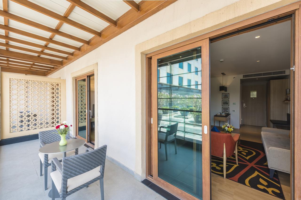 Grand Mercure Mysore - An Accor Brand Eksteriør bilde A sliding door