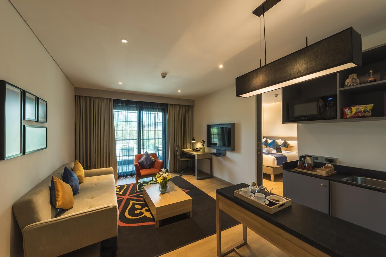 Grand Mercure Mysore - An Accor Brand Eksteriør bilde A suite at the hotel